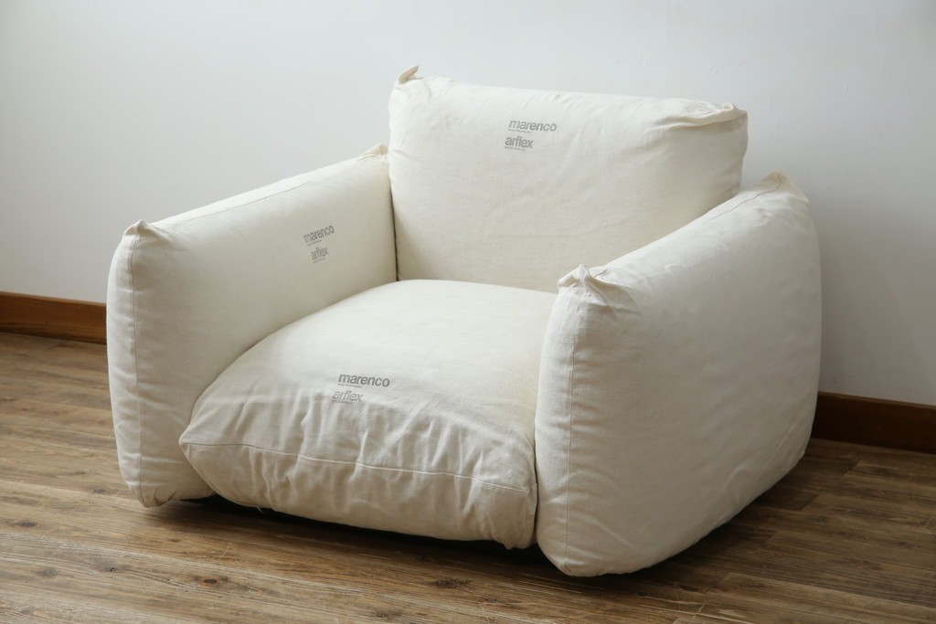 中古　arflex(アルフレックス)　MARENCO(マレンコ)　ふっくらとしたフォルムで座り心地も抜群な麻カバーの1人掛けソファ　(R-085253)