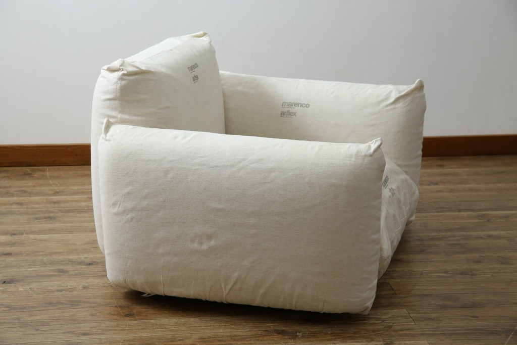 中古　arflex(アルフレックス)　MARENCO(マレンコ)　ふっくらとしたフォルムで座り心地も抜群な麻カバーの1人掛けソファ　(R-085253)