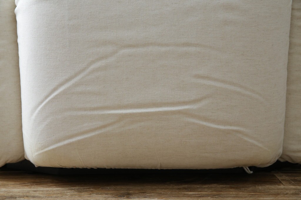 中古　arflex(アルフレックス)　MARENCO(マレンコ)　ふっくらとしたフォルムで座り心地も抜群な麻カバーの1人掛けソファ　(R-085253)