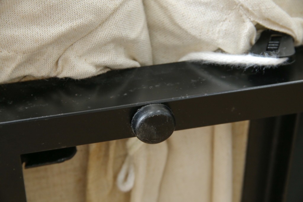 中古　arflex(アルフレックス)　MARENCO(マレンコ)　ふっくらとしたフォルムで座り心地も抜群な麻カバーの1人掛けソファ　(R-085253)