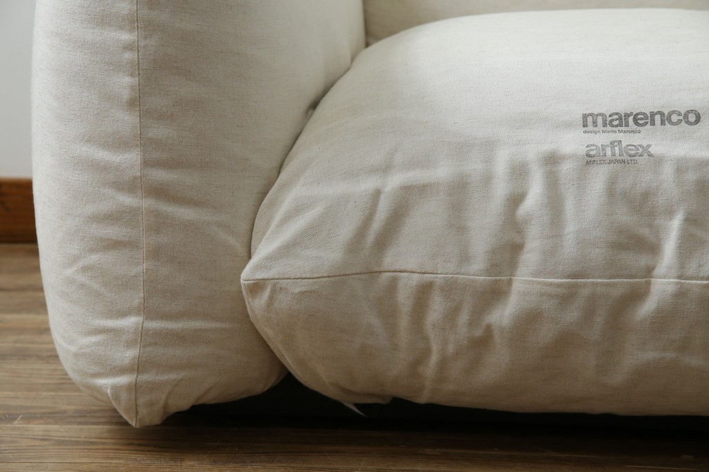 中古　arflex(アルフレックス)　MARENCO(マレンコ)　ふっくらとしたフォルムで座り心地も抜群な麻カバーの1人掛けソファ　(R-085253)