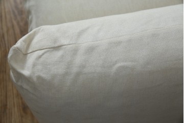 中古　arflex(アルフレックス)　MARENCO(マレンコ)　ふっくらとしたフォルムで座り心地も抜群な麻カバーの1人掛けソファ　(R-085253)