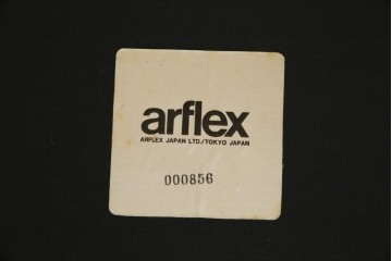 中古　arflex(アルフレックス)　MARENCO(マレンコ)　ふっくらとしたフォルムで座り心地も抜群な麻カバーの1人掛けソファ　(R-085253)