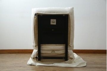 中古　arflex(アルフレックス)　MARENCO(マレンコ)　ふっくらとしたフォルムで座り心地も抜群な麻カバーの3人掛けソファ　定価約80万円　(R-085254)