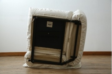 中古　arflex(アルフレックス)　MARENCO(マレンコ)　ふっくらとしたフォルムで座り心地も抜群な麻カバーの3人掛けソファ　定価約80万円　(R-085254)