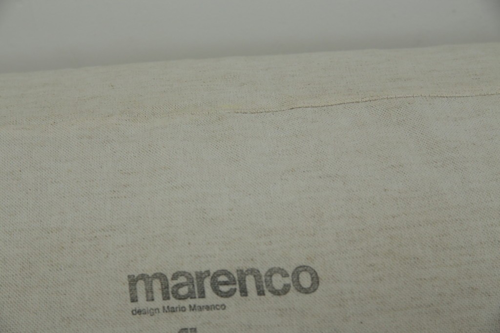 中古　arflex(アルフレックス)　MARENCO(マレンコ)　ふっくらとしたフォルムで座り心地も抜群な麻カバーの3人掛けソファ　定価約80万円　(R-085254)