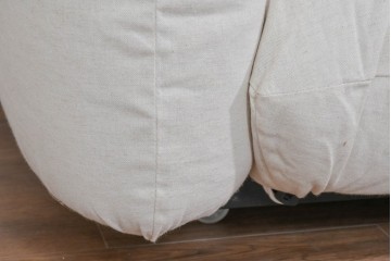 中古　arflex(アルフレックス)　MARENCO(マレンコ)　ふっくらとしたフォルムで座り心地も抜群な麻カバーの三人掛けソファ　定価約80万円相当　(R-085254)