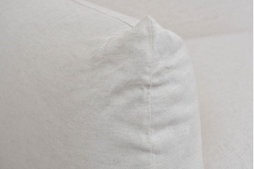 中古　arflex(アルフレックス)　MARENCO(マレンコ)　ふっくらとしたフォルムで座り心地も抜群な麻カバーの三人掛けソファ　定価約80万円相当　(R-085254)