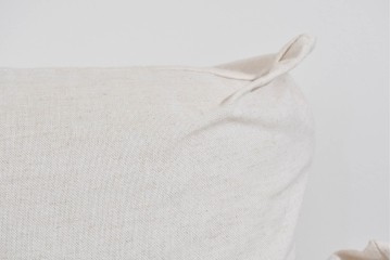 中古　arflex(アルフレックス)　MARENCO(マレンコ)　ふっくらとしたフォルムで座り心地も抜群な麻カバーの三人掛けソファ　定価約80万円相当　(R-085254)