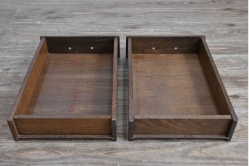 ベルギーヴィンテージ　オーク材　曲線的なフォルムがかわいらしい猫脚の片袖デスク　(R-085255)