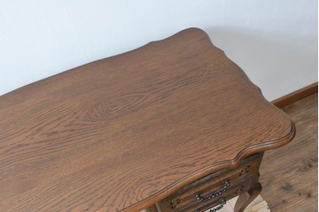 ベルギーヴィンテージ　オーク材　曲線的なフォルムがかわいらしい猫脚の片袖デスク　(R-085255)