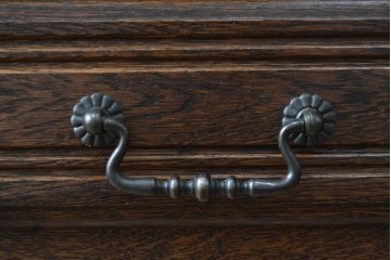 ベルギーヴィンテージ　オーク材　曲線的なフォルムがかわいらしい猫脚の片袖デスク　(R-085255)