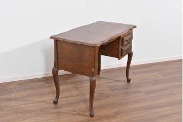 ベルギーヴィンテージ　オーク材　曲線デザインが優雅な猫脚デスク　(R-085255)