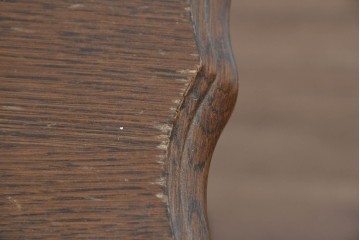 ベルギーヴィンテージ　オーク材　曲線デザインが優雅な猫脚デスク　(R-085255)