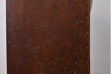 中古　軽井沢彫り　人気の桜柄　立体的に浮き出るような彫刻が見事なライティングビューロー　(R-085256)