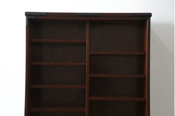 中古　美品　和の品格感じる佇まいが魅力的な格子引戸の水屋箪笥　(R-085260)