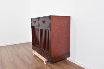 《天板取り付け加工費込み》中古　美品　和の品格感じる佇まいが魅力的な水屋箪笥サイドボード　(R-085262)