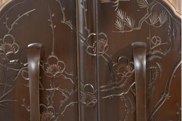 中古　名店‼　桔梗屋箪笥店　伝統工芸師 加藤隆康作　松竹梅文の金具が上品な桐箪笥　(R-085263)