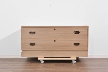 《天板取り付け加工費込み》中古　名店‼ 　桔梗屋箪笥店　伝統工芸師  加藤隆康作　品のある木目が際立つ桐箪笥ローチェスト　(R-085265)