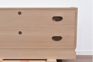 《天板取り付け加工費込み》中古　名店‼ 　桔梗屋箪笥店　伝統工芸師  加藤隆康作　品のある木目が際立つ桐箪笥ローチェスト　(R-085265)