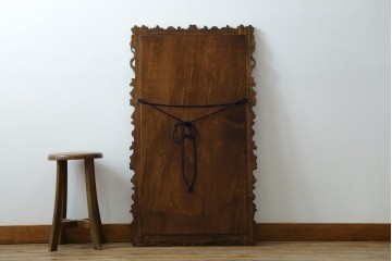 中古　美品　伝統工芸　軽井沢彫り　豪華な桜の立体彫刻が美しい特大鏡　(R-085266)