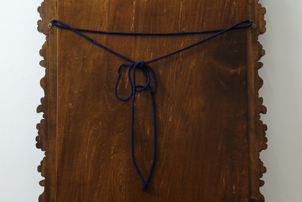 中古　美品　伝統工芸　軽井沢彫り　豪華な桜の立体彫刻が美しい特大鏡　(R-085266)