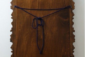 中古　美品　伝統工芸　軽井沢彫り　豪華な桜の立体彫刻が美しい特大鏡　(R-085266)