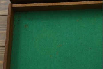 デンマークヴィンテージ　H.P. Hansen(H.P.ハンセン)　チーク材　柔らかな曲線が美しいサイドボード　(R-085270)