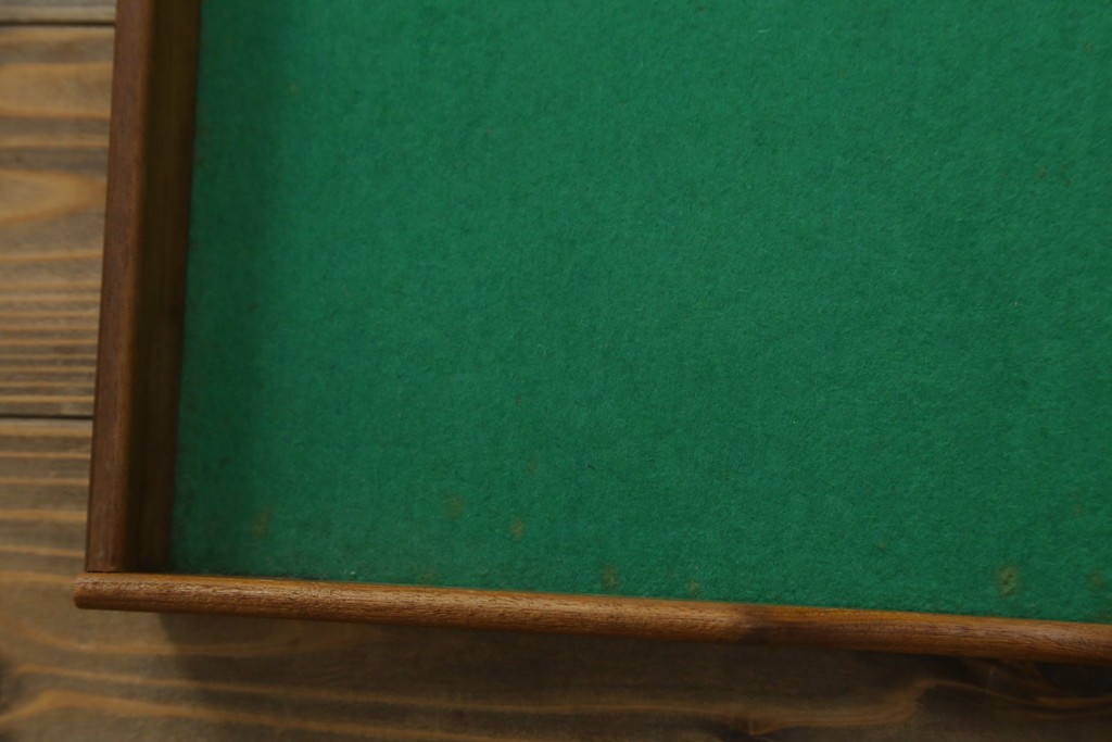 デンマークヴィンテージ　H.P. Hansen(H.P.ハンセン)　チーク材　柔らかな曲線が美しいサイドボード　(R-085270)