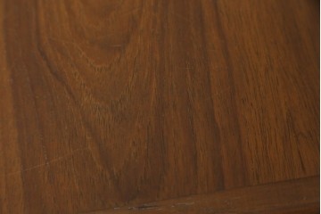 デンマークヴィンテージ　H.P. Hansen(H.P.ハンセン)　チーク材　柔らかな曲線が美しいサイドボード　(R-085270)