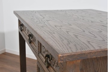 和製ヴィンテージ　神戸洋家具　ナラ材　豊かな木目と花の彫刻が調和するデスク　(R-085275)