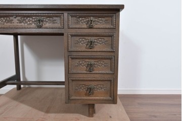 和製ヴィンテージ　神戸洋家具　ナラ材　豊かな木目と花の彫刻が調和するデスク　(R-085275)