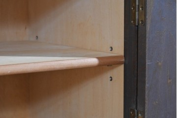 和製ヴィンテージ　永田良介商店　格子ガラスと立体装飾の美しい食器棚　(R-085277)