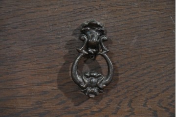 和製ヴィンテージ　永田良介商店　格子ガラスと立体装飾の美しい食器棚　(R-085277)