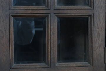 和製ヴィンテージ　永田良介商店　格子ガラスと立体装飾の美しい食器棚　(R-085277)