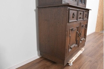 和製ヴィンテージ　永田良介商店　格子ガラスと立体装飾の美しい食器棚　(R-085277)