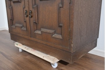 和製ヴィンテージ　永田良介商店　格子ガラスと立体装飾の美しい食器棚　(R-085277)