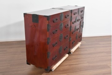 和製アンティーク　明治大正期　前面欅(ケヤキ)材　重厚な金具に木肌の美しさが映える合わせ一間の仙台箪笥　(R-085279)