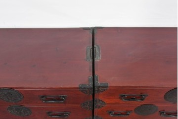 和製アンティーク　明治大正期　前面欅(ケヤキ)材　重厚な金具に木肌の美しさが映える合わせ一間の仙台箪笥　(R-085279)