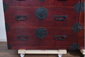 和製アンティーク　明治大正期　前面欅(ケヤキ)材　重厚な金具に木肌の美しさが映える合わせ一間の仙台箪笥　(R-085279)