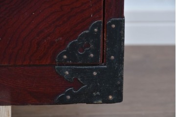 和製アンティーク　明治大正期　前面欅(ケヤキ)材　端正な金具意匠と美しい木目が魅力の仙台箪笥　(R-085280)