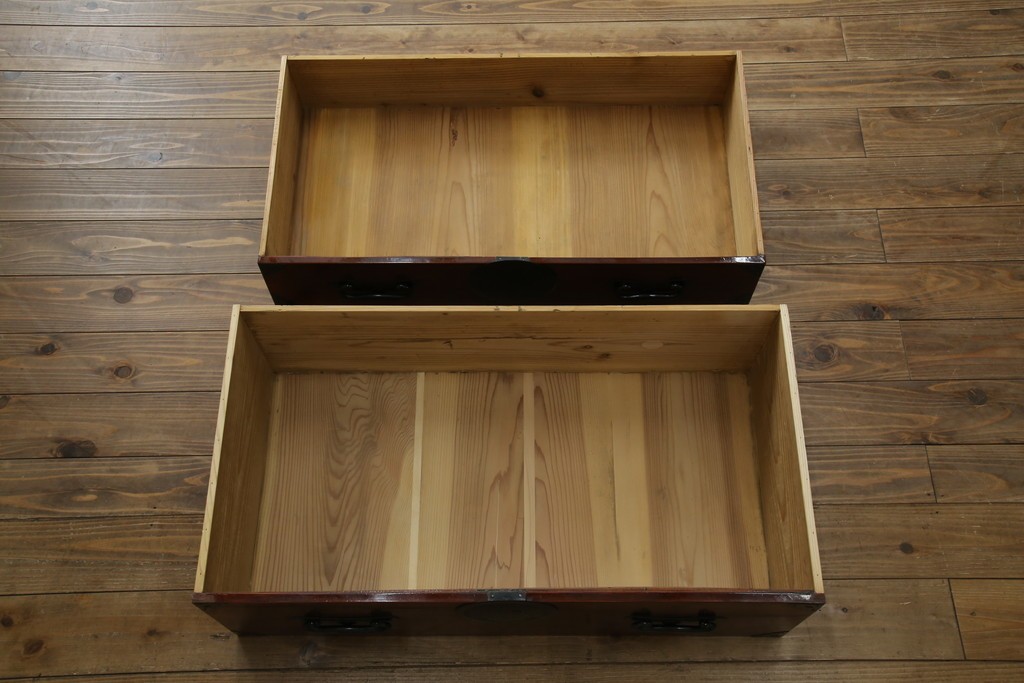 和製アンティーク　明治大正期　前面欅(ケヤキ)材　重厚な金具意匠が魅力の扉付き仙台箪笥　(R-085281)