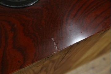 和製アンティーク　明治大正期　前面欅(ケヤキ)材　重厚な金具意匠が魅力の扉付き仙台箪笥　(R-085281)