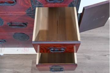 和製アンティーク　明治大正期　前面欅(ケヤキ)材　重厚な金具意匠が魅力の扉付き仙台箪笥　(R-085281)