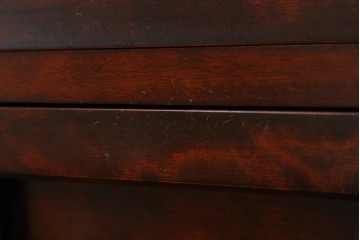 中古　美品　九州民芸家具　深みのある色調と格子意匠が魅力の重ね水屋箪笥　(R-085282)