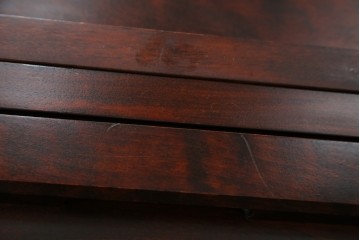 中古　美品　九州民芸家具　深みのある色調と格子意匠が魅力の重ね水屋箪笥　(R-085282)