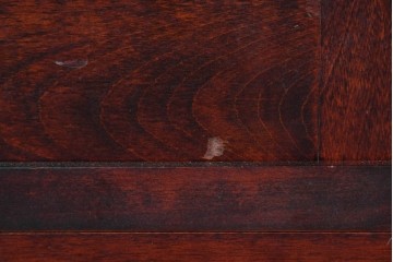 中古　美品　九州民芸家具　深みのある色調と格子意匠が魅力の重ね水屋箪笥　(R-085282)