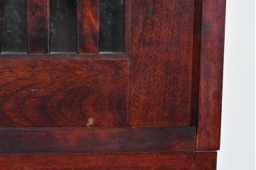 中古　美品　九州民芸家具　深みのある色調と格子意匠が魅力の重ね水屋箪笥　(R-085282)