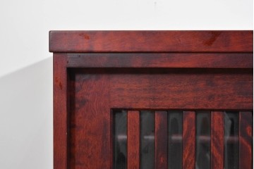 中古　美品　九州民芸家具　木肌の豊かな木目と格子が調和する上質な水屋箪笥サイドボード　(R-085283)