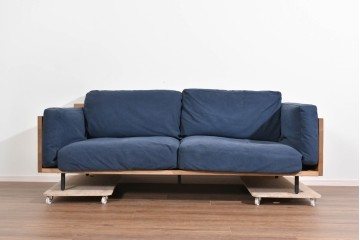 中古　ACME Furniture(アクメファニチャー)　CORONADO SOFA(コロナドソファ)　存在感のある木枠デザインの3人掛けソファ　定価約34万円　(R-085285)